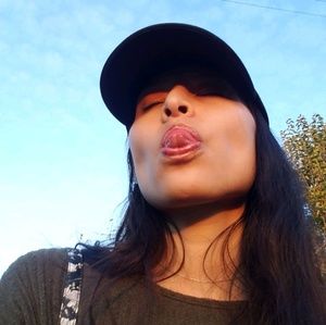 Meet your Posher, Marissa